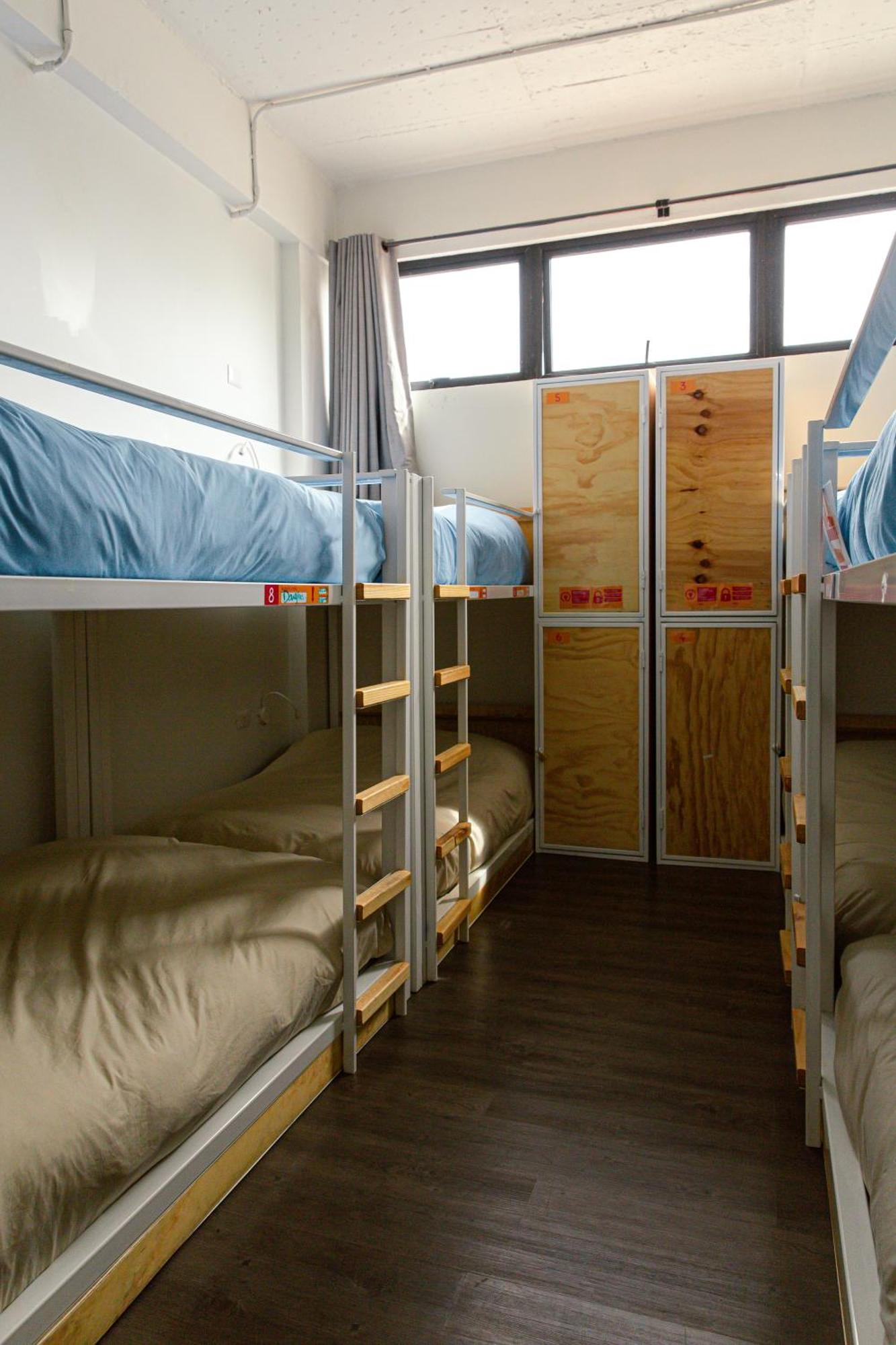 Pariwana Hostel Santiago (Adults Only) ภายนอก รูปภาพ